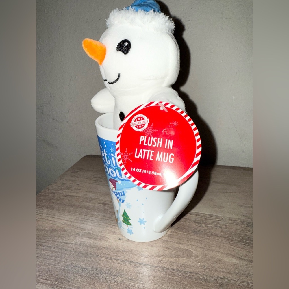 Royal Norfolk Set Ceramic Coffee Cup and Snow Doll Stuffed Christmas Gift New - Picture 2 of 6